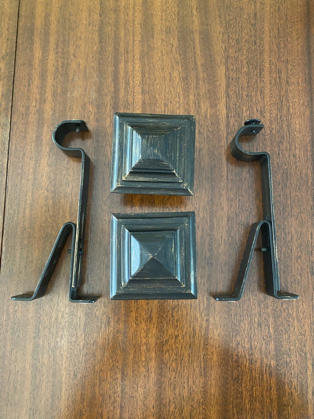 Finial and Brackets for Curtain Rod